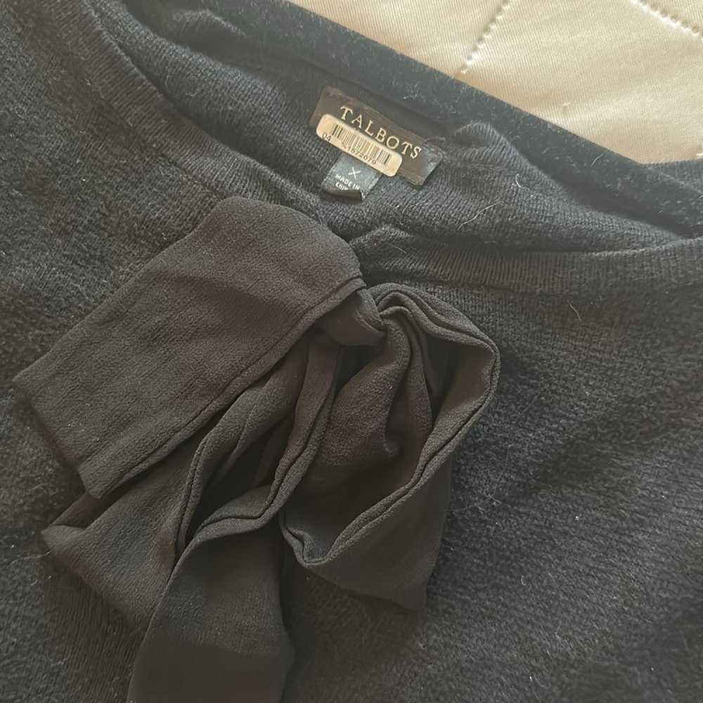 Talbots black cotton blend poncho keyhole bow detail - Picture 4 of 4